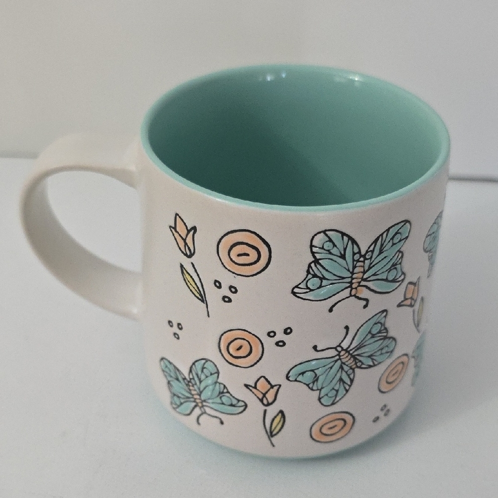Spectrum Designz Butterfly Pattern Mug, NWOT - Picture 3 of 4